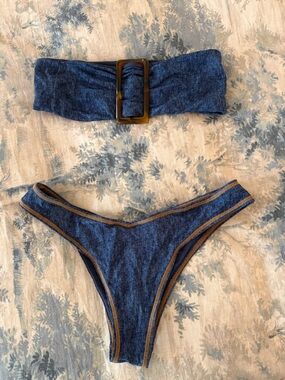 WeWoreWhat Blue Denim-Look Bandeau Bikini with Brown Trim